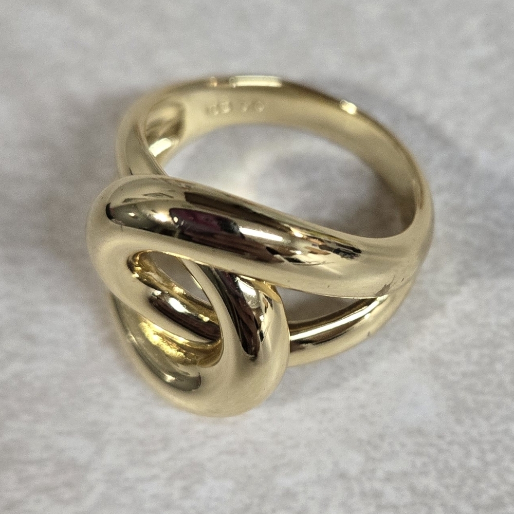 Primrose Elegant Polished Gold Knot Swirl  Ring Size 9